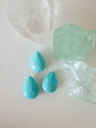 Turquoise charm -B-