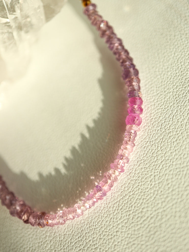 Pink Sapphire / Purple Sapphire